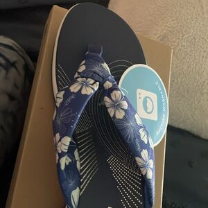 Clark’s cloudstoppers new size 9 pretty floral print